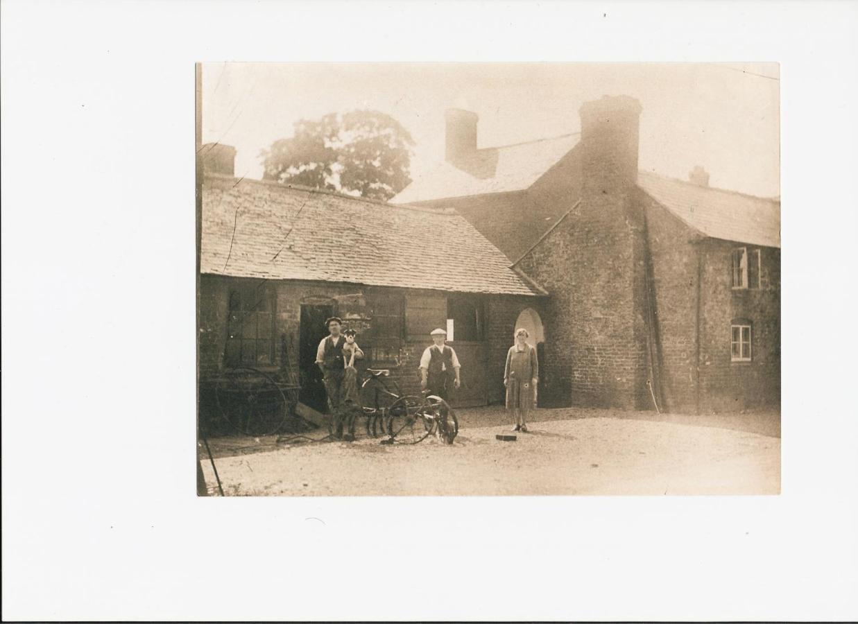 The Old Forge B&B Knockin Εξωτερικό φωτογραφία
