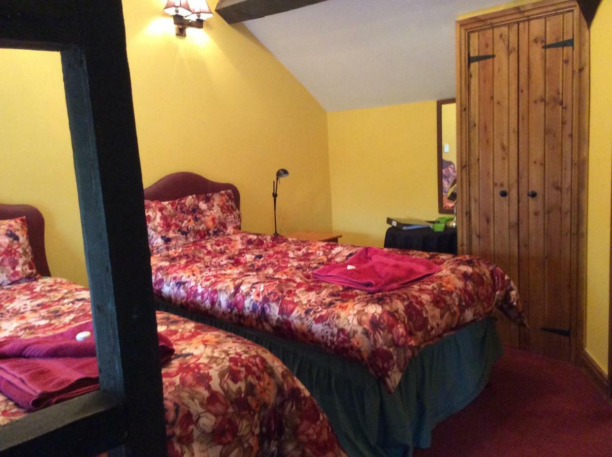 The Old Forge B&B Knockin Εξωτερικό φωτογραφία